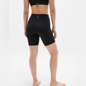 Athleta Transcend 7” Bike Shorts
